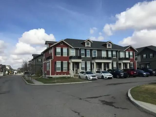 Townhouse for rent in Airdrie, Alberta
