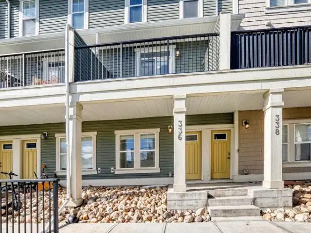 Townhouse for rent in Airdrie, Alberta
