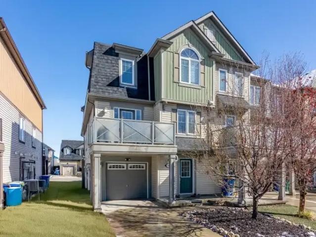 Townhouse for rent in Airdrie, Alberta