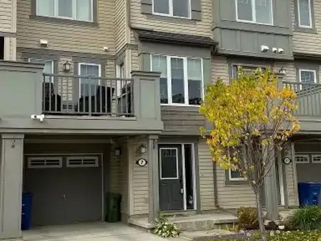 Townhouse for rent in Airdrie, Alberta