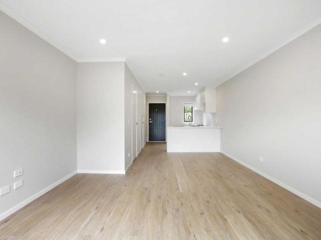 Townhouse for rent in Rānui, Henderson-Massey