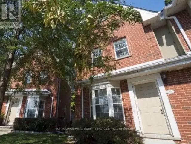 Townhouse for rent in Burlington, Ontario