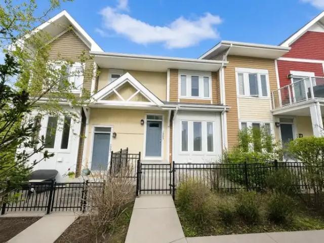 Townhouse for rent in Northwest, Alberta