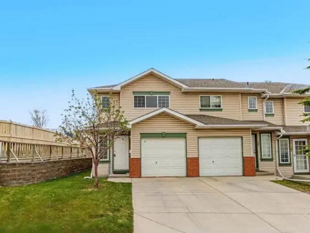 Townhouse for rent in Northwest, Alberta