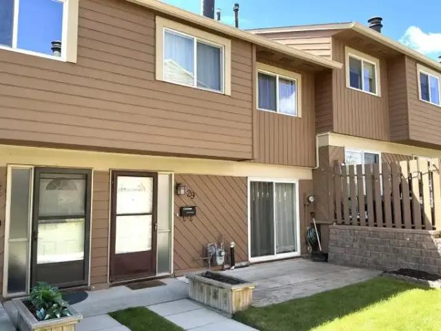 Townhouse for rent in Northwest, Alberta