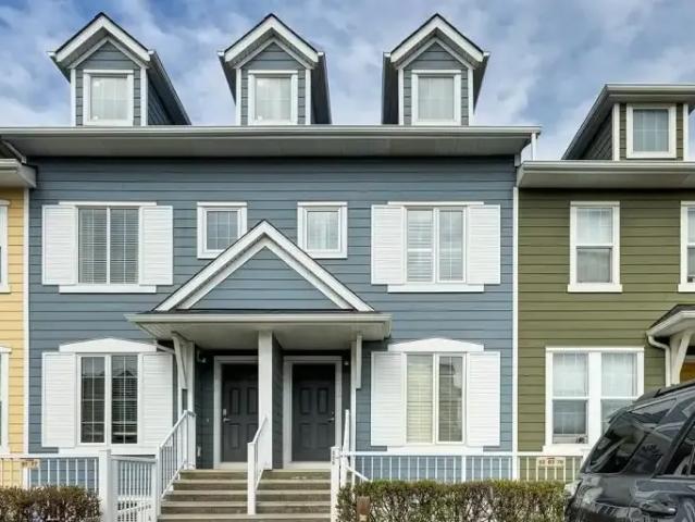 Townhouse for rent in Northwest, Alberta