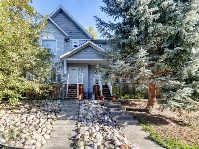 Townhouse for rent in Northwest, Alberta