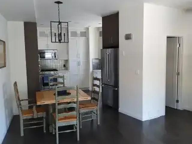 Townhouse for rent in Northwest, Alberta