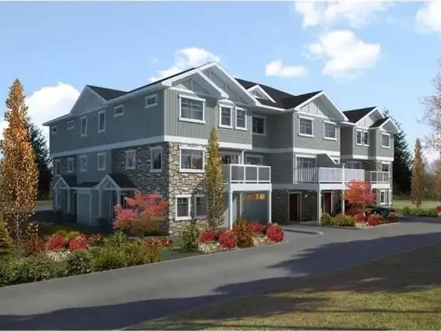 Townhouse for rent in Northwest, Alberta