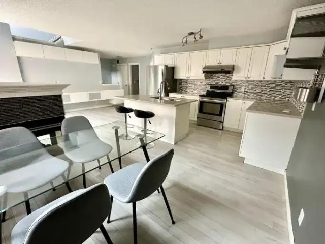 Townhouse for rent in Northwest, Alberta