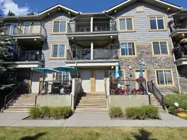 Townhouse for rent in Northwest, Alberta