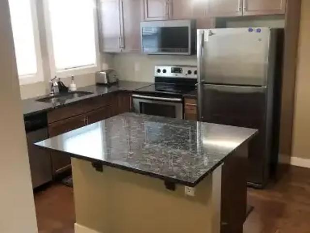 Townhouse for rent in Northwest, Alberta