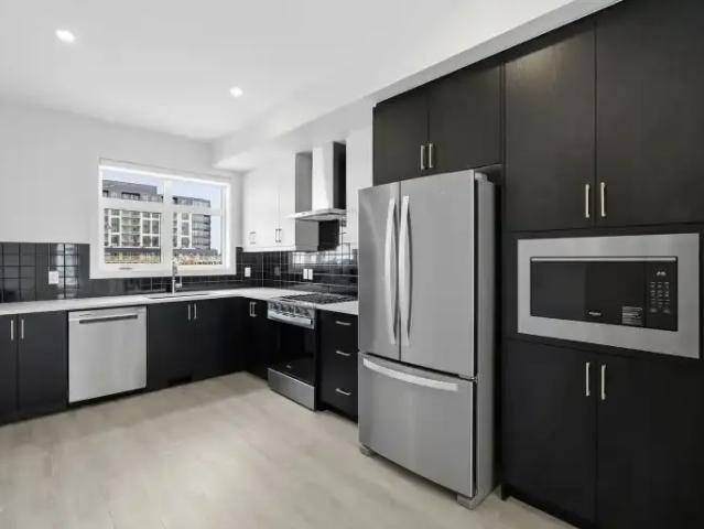 Townhouse for rent in Northwest, Alberta