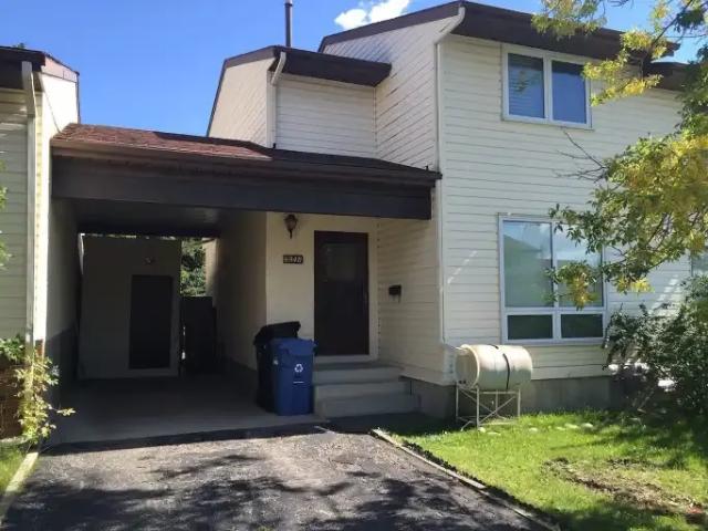 Townhouse for rent in Northwest, Alberta