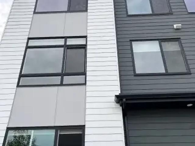 Townhouse for rent in Northwest, Alberta