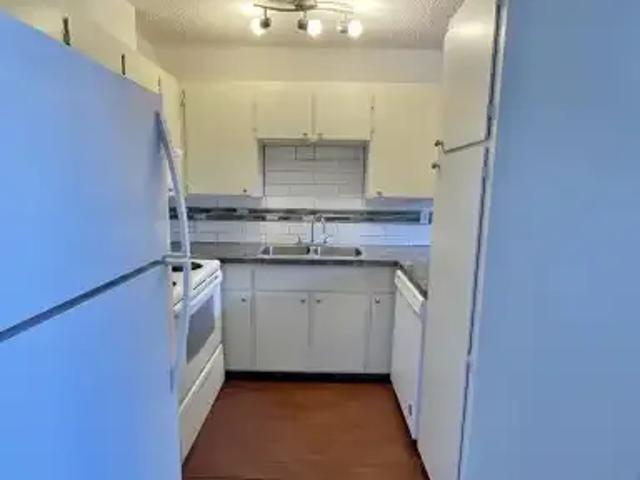 Townhouse for rent in Northwest, Alberta