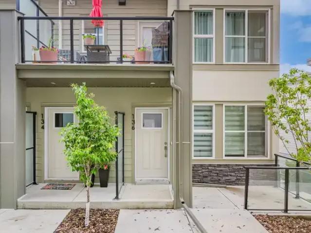 Townhouse for rent in Northwest, Alberta