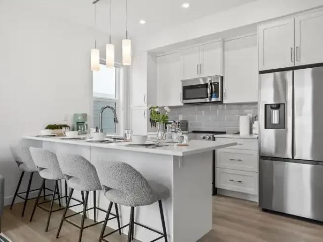 Townhouse for rent in Northwest, Alberta
