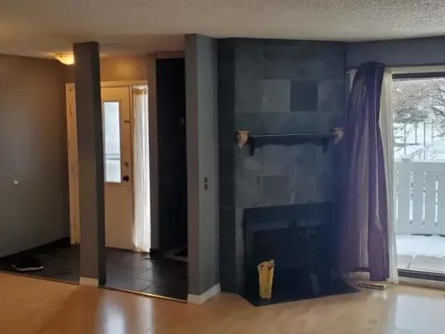 Townhouse for rent in Northwest, Alberta