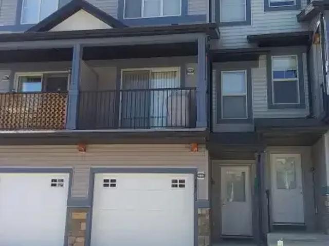 Townhouse for rent in Northwest, Alberta