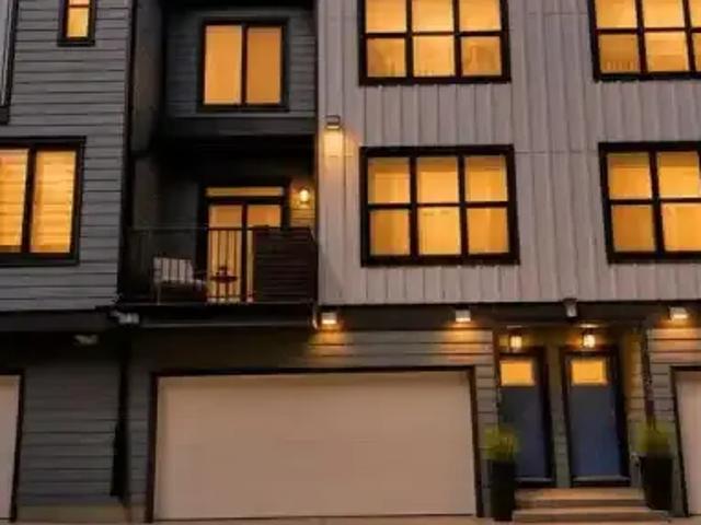 Townhouse for rent in Northwest, Alberta