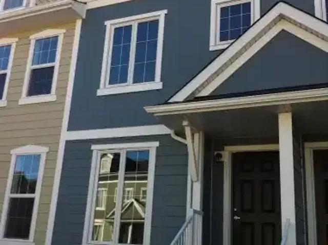 Townhouse for rent in Northwest, Alberta