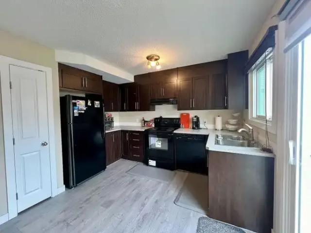 Townhouse for rent in Northwest, Alberta