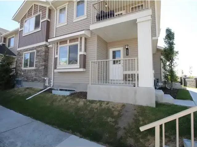 Townhouse for rent in Northwest, Alberta