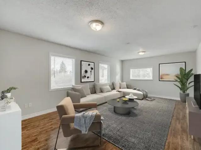 Townhouse for rent in Bankview, Calgary