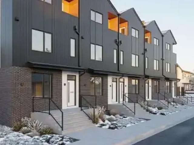 Townhouse for rent in Killarney, Calgary
