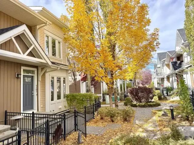 Townhouse for rent in Auburn Bay, Calgary