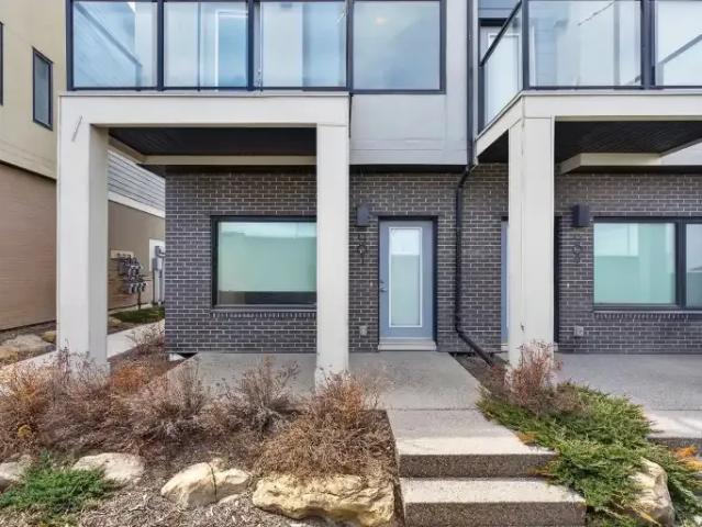 Townhouse for rent in Sherwood, Calgary