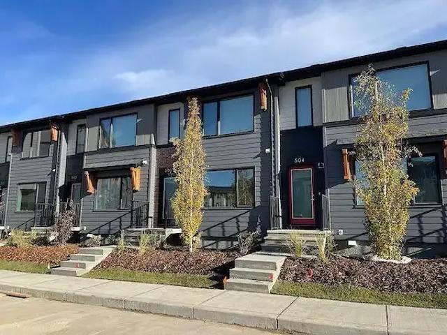 Townhouse for rent in Arbour Lake, Calgary