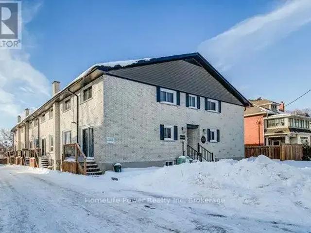 Townhouse for rent in Cambridge, Ontario
