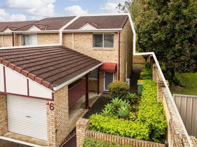 Townhouse for sale in Toombul, Queensland