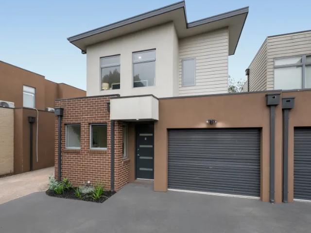 Townhouse for sale in Camerons Creek, Victoria