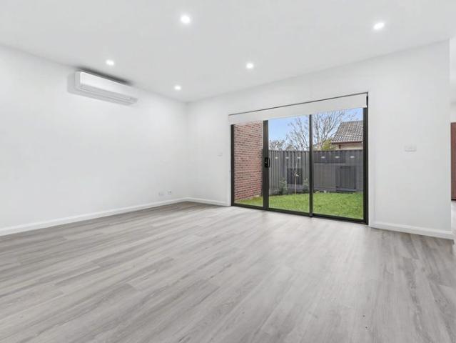 Townhouse for rent in Camerons Creek, Victoria
