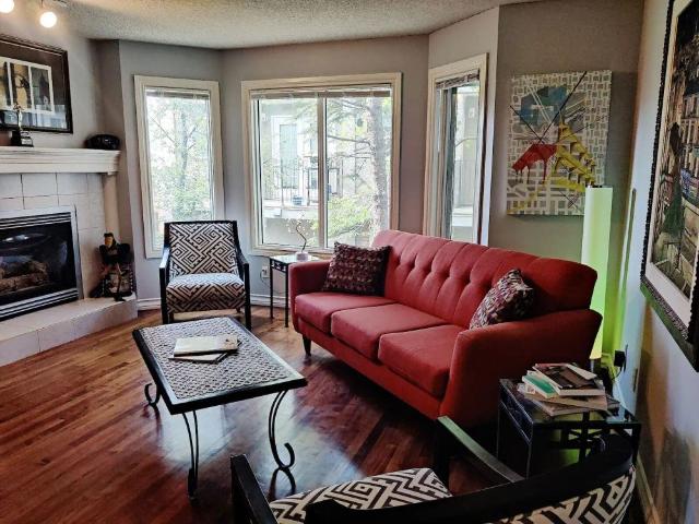 Townhouse for rent in Beltline, Calgary