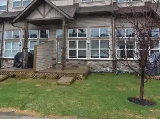 Townhouse for rent in Alberta