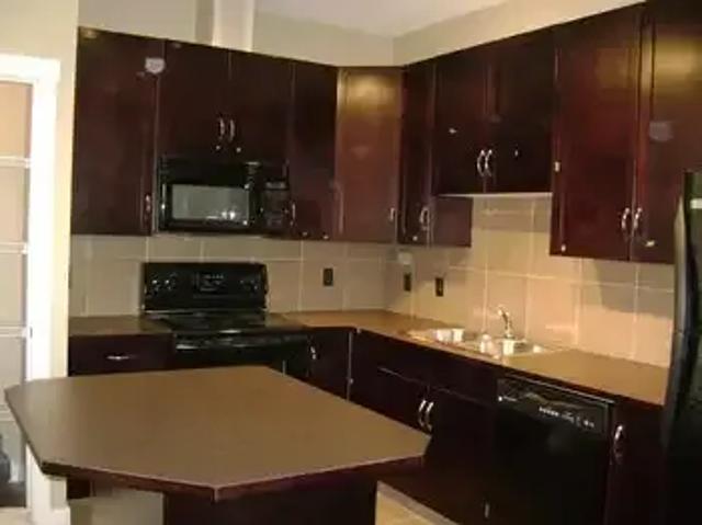 Townhouse for rent in Alberta
