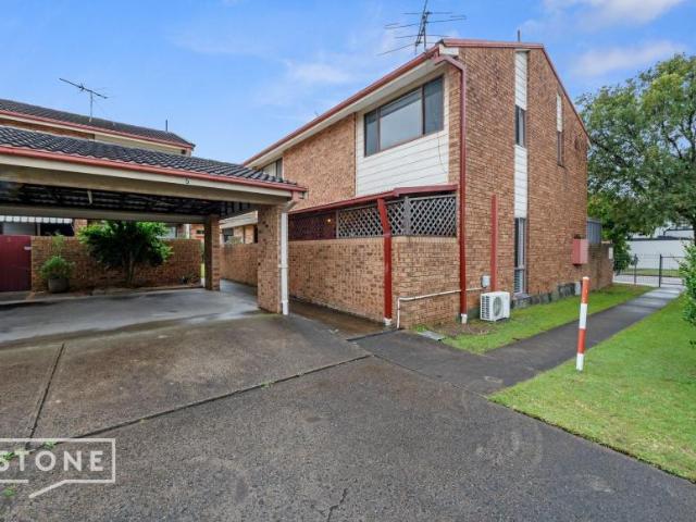 Townhouse for sale in East Maitland, Newcastle-Maitland