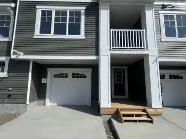 Townhouse for rent in Wedgewood, Alberta