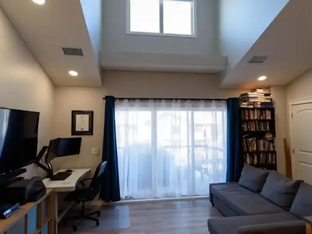 Townhouse for rent in Wedgewood, Alberta