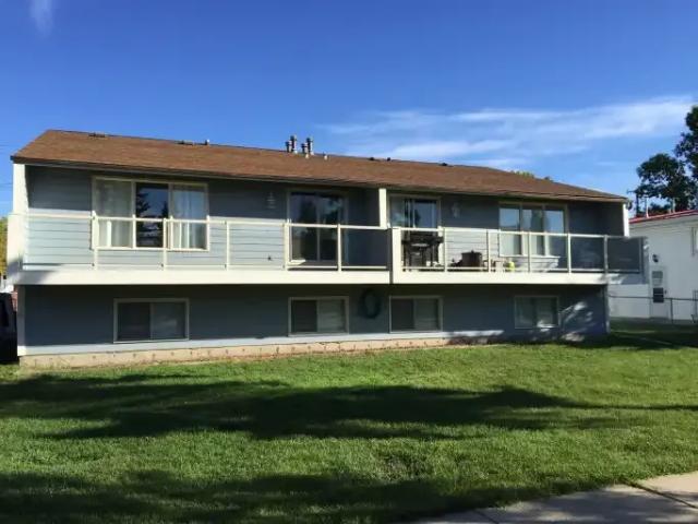 Townhouse for rent in Wedgewood, Alberta