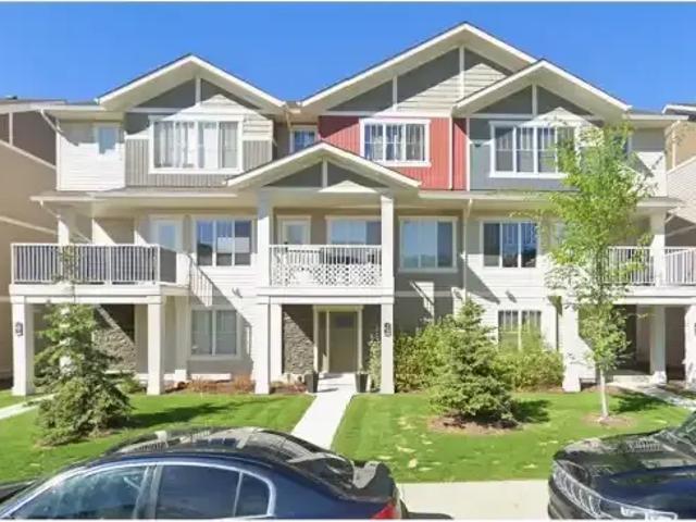 Townhouse for rent in Wedgewood, Alberta