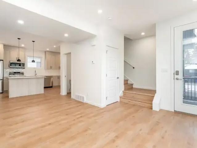 Townhouse for rent in Wedgewood, Alberta