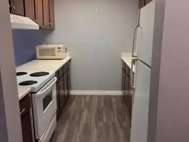 Townhouse for rent in Wedgewood, Alberta