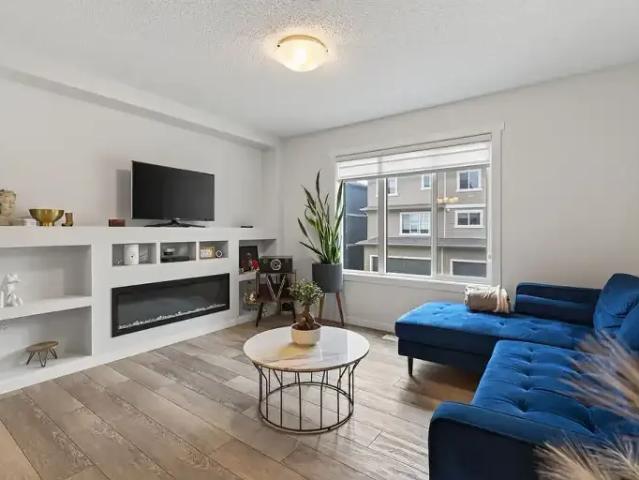 Townhouse for rent in Wedgewood, Alberta