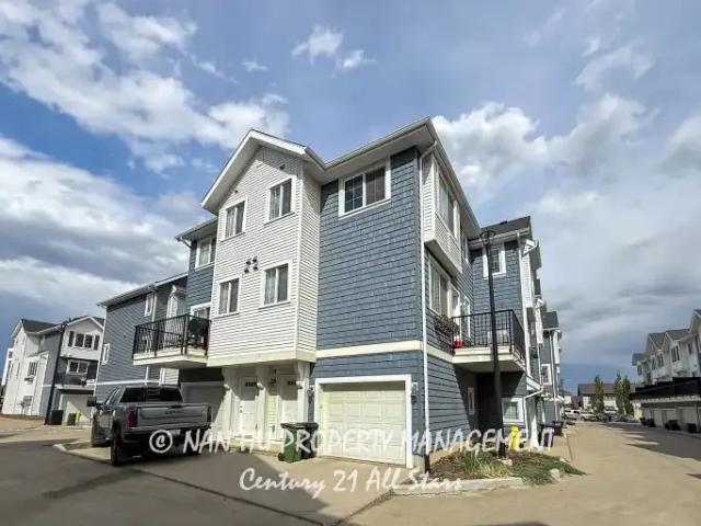 Townhouse for rent in Wedgewood, Alberta