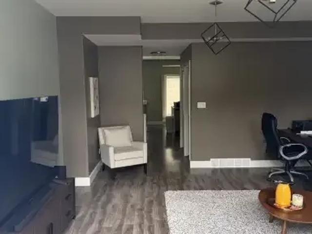 Townhouse for rent in Wedgewood, Alberta